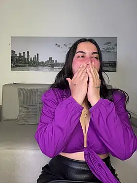 SophieRoyals online show from May 24, 2026, 11:32 am