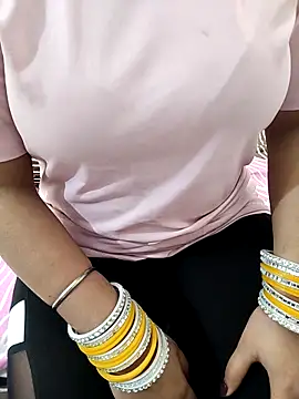 Snapshot of Diya_Chopra chatting on March 7, 2025, 11:29 am Diya Chopra online show from March 7, 2025, 11:29 am