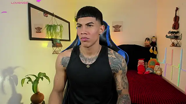 Damian latinxxx online show from March 16, 2026, 3:14 am