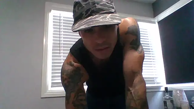 JohnnyDeep187 online show from May 14, 2026, 11:02 pm