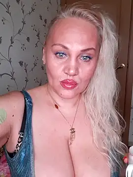 Snapshot of IsabellaBoni chatting on January 8, 2026, 7:14 am IsabellaBoni online show from January 8, 2026, 7:14 am