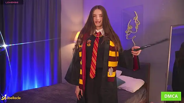 Snapshot of Bellacle chatting on November 23, 2025, 8:24 am Bellacle online show from November 23, 2025, 8:24 am