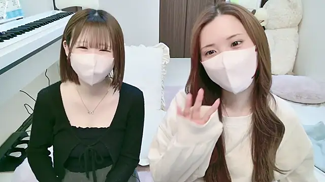 Snapshot of -SHINON- chatting on December 28, 2024, 11:30 am -SHINON- online show from December 28, 2024, 11:30 am