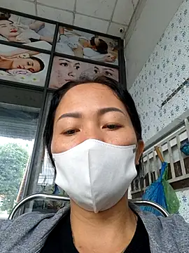 Snapshot of Baby-sexytits18 chatting on November 11, 2025, 12:05 am Baby-sexytits18 online show from November 11, 2025, 12:05 am