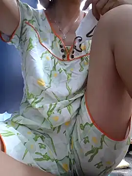 Snapshot of Baby-sexytits18 chatting on October 30, 2025, 10:13 am Baby-sexytits18 online show from October 30, 2025, 10:13 am