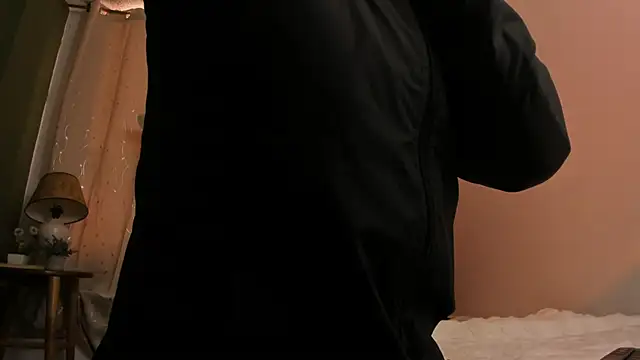 Zara dulce online show from October 11, 2025, 12:06 pm