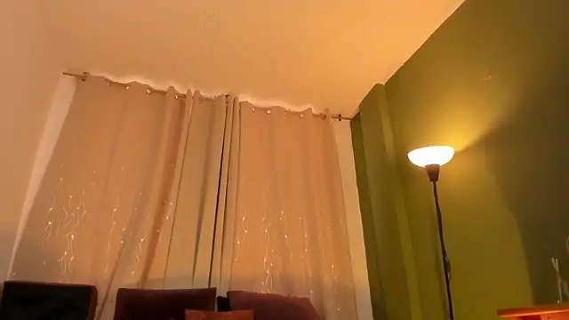 Zara dulce online show from March 26, 2026, 12:03 pm