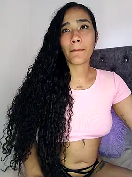 Snapshot of jaderossxx chatting on January 18, 2026, 2:42 pm jaderossxx online show from January 18, 2026, 2:42 pm