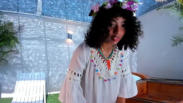 Snapshot of Ariella_Ruiz chatting on November 2, 2025, 2:00 pm Ariella Ruiz online show from November 2, 2025, 2:00 pm