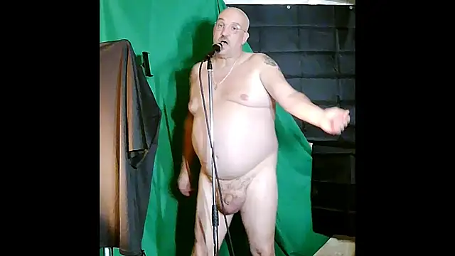 Snapshot of ShamelessMan chatting on September 28, 2025, 7:10 pm ShamelessMan online show from September 28, 2025, 7:10 pm