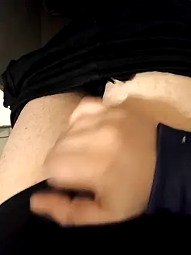 Snapshot of franko1987 chatting on November 19, 2025, 5:07 am franko1987 online show from November 19, 2025, 5:07 am