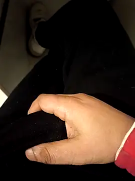 Snapshot of franko1987 chatting on February 12, 2026, 6:24 am franko1987 online show from February 12, 2026, 6:24 am