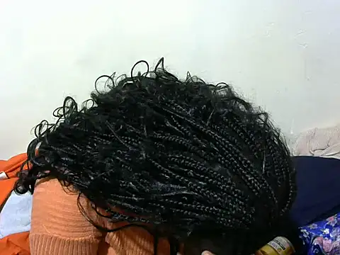 Snapshot of Thicky_kyla chatting on October 18, 2025, 7:16 pm Thicky kyla online show from October 18, 2025, 7:16 pm