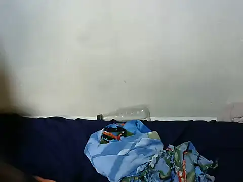 Snapshot of Thicky_kyla chatting on October 19, 2025, 7:22 am Thicky kyla online show from October 19, 2025, 7:22 am