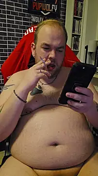 Snapshot of PupW0lfy chatting on November 24, 2025, 3:45 pm PupW0lfy online show from November 24, 2025, 3:45 pm