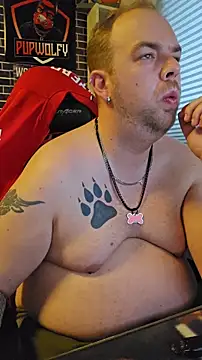 Snapshot of PupW0lfy chatting on November 13, 2025, 10:30 am PupW0lfy online show from November 13, 2025, 10:30 am