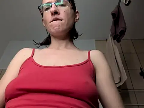 Snapshot of Milky_hairy_mommy chatting on November 9, 2025, 8:46 pm Milky hairy mommy online show from November 9, 2025, 8:46 pm