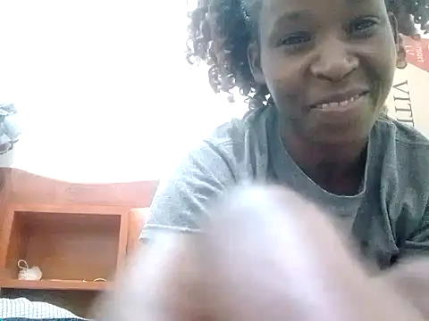 Claris2 online show from September 29, 2025, 9:09 pm