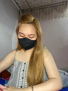 Odette68 online show from April 19, 2026, 1:17 am