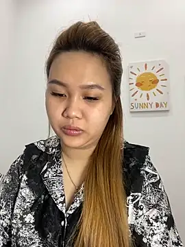 Odette68 online show from December 23, 2025, 2:22 am