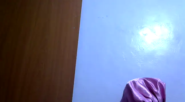 Snapshot of Slim_momma chatting on February 28, 2025, 3:37 pm Slim momma online show from February 28, 2025, 3:37 pm