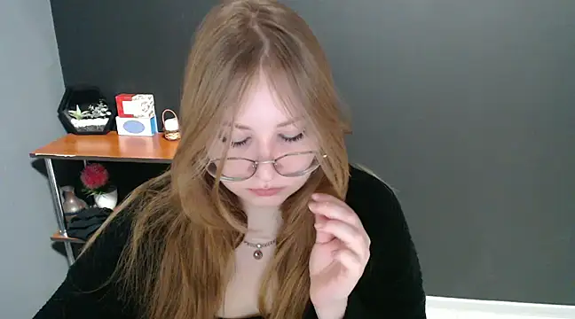 Snapshot of lady_minx chatting on January 15, 2025, 7:48 am lady minx online show from January 15, 2025, 7:48 am