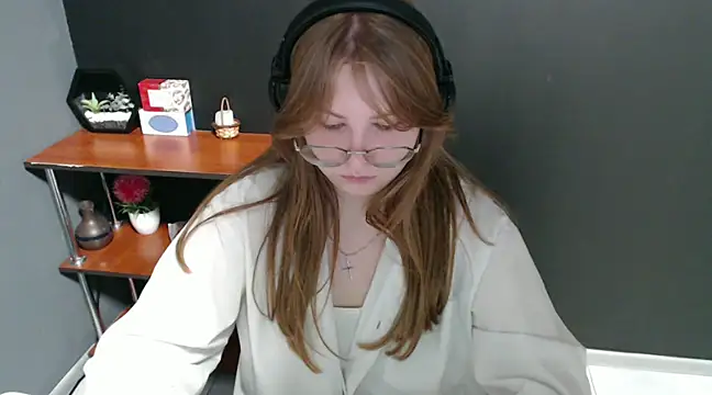 Snapshot of lady_minx chatting on January 27, 2025, 10:38 am lady minx online show from January 27, 2025, 10:38 am