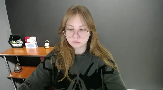 Snapshot of lady_minx chatting on February 10, 2025, 7:15 am lady minx online show from February 10, 2025, 7:15 am