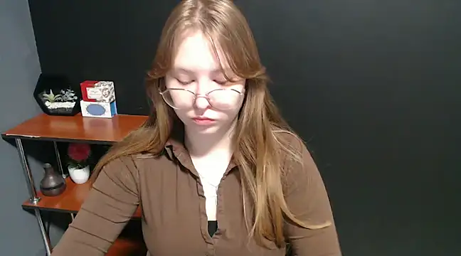 Snapshot of lady_minx chatting on January 28, 2025, 7:22 am lady minx online show from January 28, 2025, 7:22 am