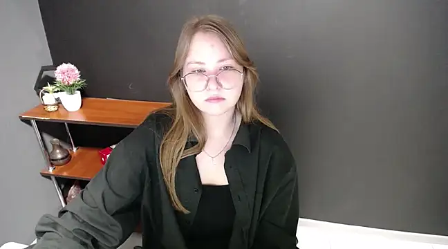 Snapshot of lady_minx chatting on February 26, 2025, 7:23 am lady minx online show from February 26, 2025, 7:23 am