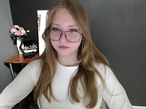 Snapshot of lady_minx chatting on October 2, 2025, 6:39 am lady minx online show from October 2, 2025, 6:39 am