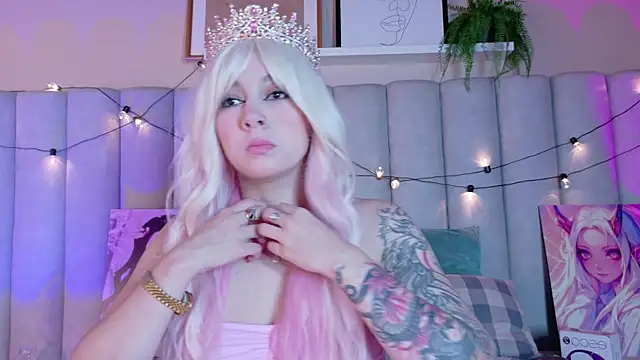 Snapshot of AmbarHills_1 chatting on November 29, 2025, 11:54 am AmbarHills 1 online show from November 29, 2025, 11:54 am