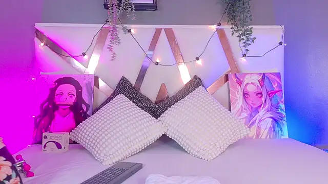 AmbarHills 1 online show from December 20, 2025, 11:46 am