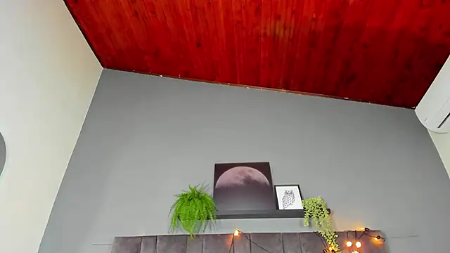 AmbarHills 1 online show from April 18, 2026, 11:34 am