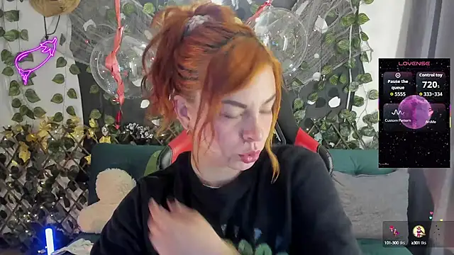 Snapshot of cocochanell6666 chatting on October 16, 2025, 7:27 am cocochanell6666 online show from October 16, 2025, 7:27 am