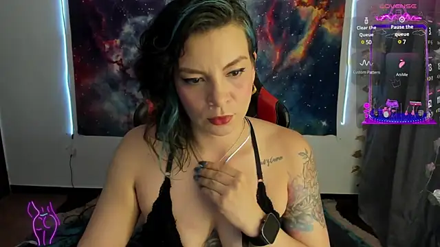 Snapshot of cocochanell6666 chatting on February 17, 2025, 11:22 pm cocochanell6666 online show from February 17, 2025, 11:22 pm