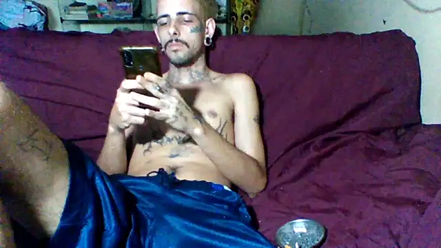 sellvageria online show from December 2, 2025, 8:54 pm