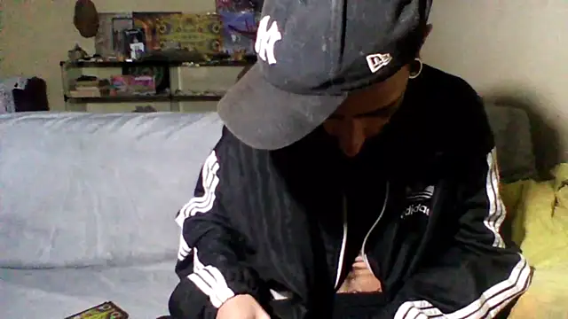 sellvageria online show from November 7, 2025, 6:23 pm