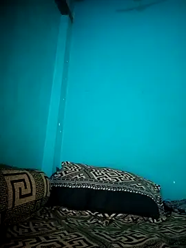 Kamrul1111a online show from September 18, 2025, 11:41 pm