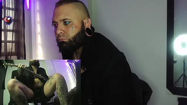 darkclothes online show from January 1, 2025, 8:58 pm