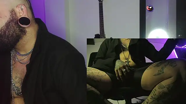 darkclothes online show from December 31, 2024, 4:38 am