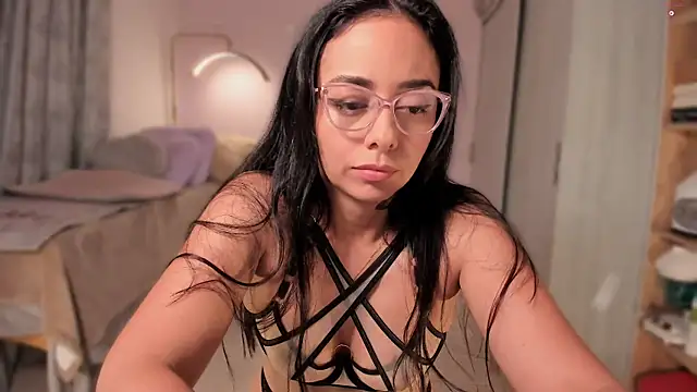 Aleja24Evans online show from March 13, 2026, 1:43 am