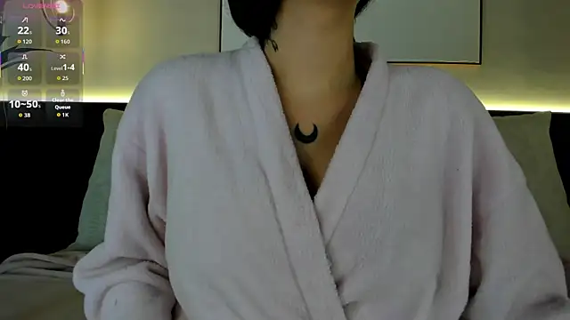 StacyRigel online show from October 27, 2025, 12:06 pm