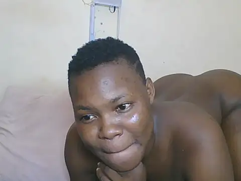Snapshot of Fleshydarkass chatting on October 7, 2025, 7:31 am Fleshydarkass online show from October 7, 2025, 7:31 am