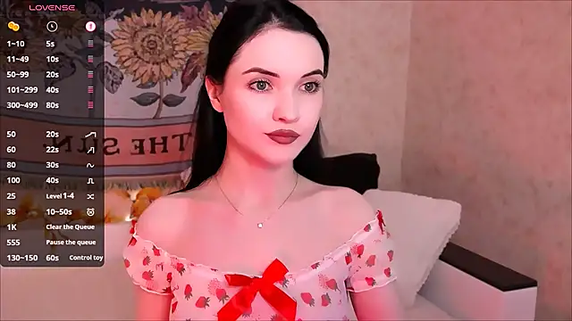 AdelinaRoss online show from November 15, 2025, 9:41 pm