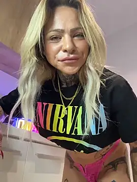 Divina X  online show from December 16, 2025, 5:39 pm