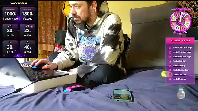 Spacecase2021 online show from February 24, 2026, 3:18 am