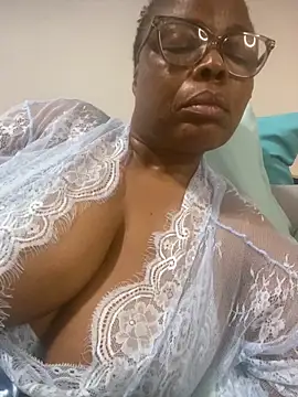 Nomthie online show from February 21, 2026, 11:29 pm