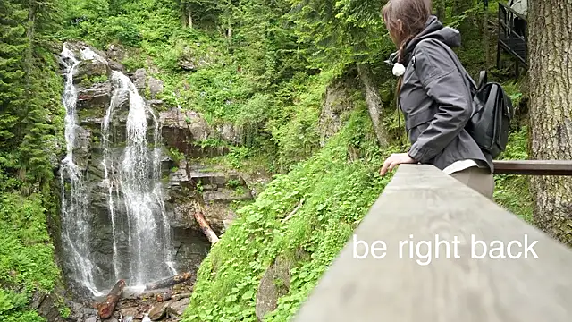 Snapshot of Victoria1Love chatting on March 2, 2026, 10:11 am Victoria1Love online show from March 2, 2026, 10:11 am