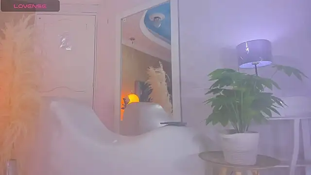 RicoBrown777  online show from September 27, 2025, 3:34 am